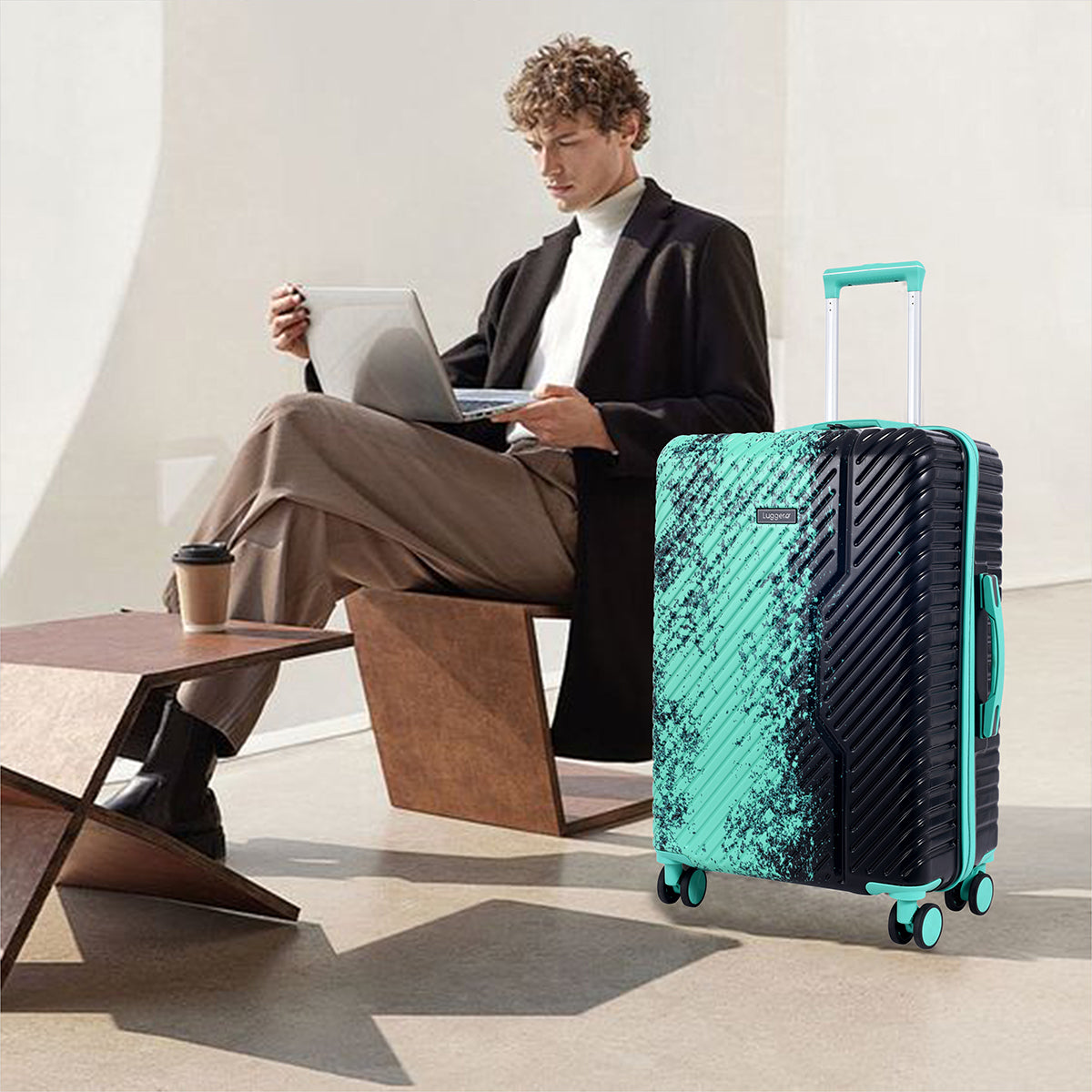 Tropical Green Hard Trolley Bag