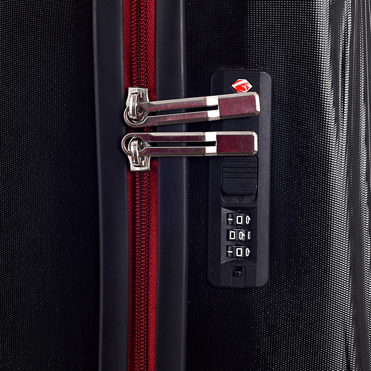 Aspen Hard-Shell Trolley Bag