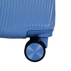 Aspen 8 spinner wheels and telescopic handle detail

